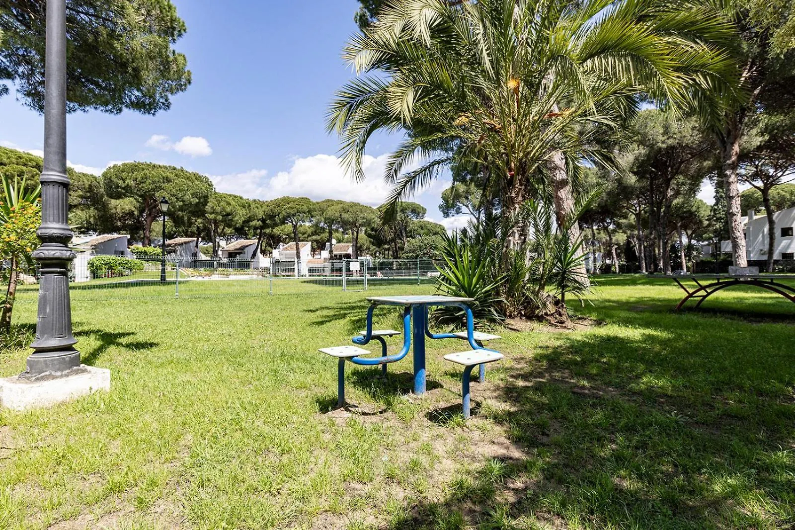 Waves & Pines Apartment El Paraiso, Benamara Estepona