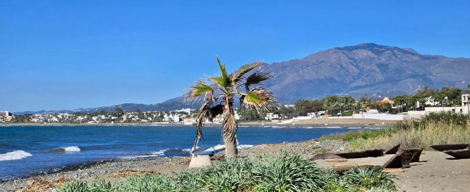 Waves & Pines Apartment El Paraiso, Benamara Estepona Spain