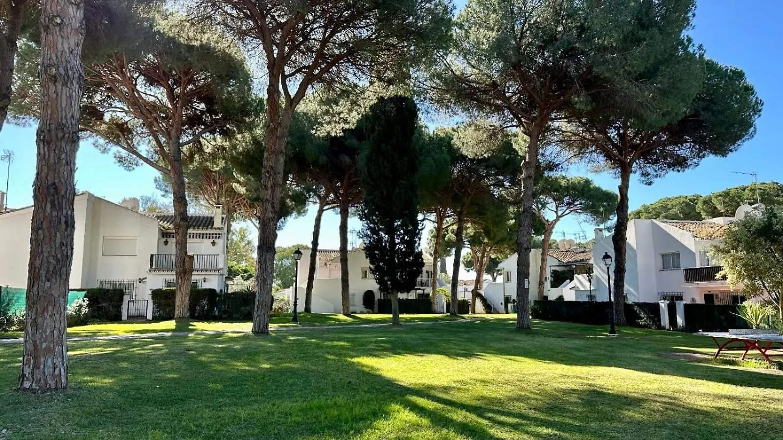 Waves & Pines Apartment El Paraiso, Benamara Estepona