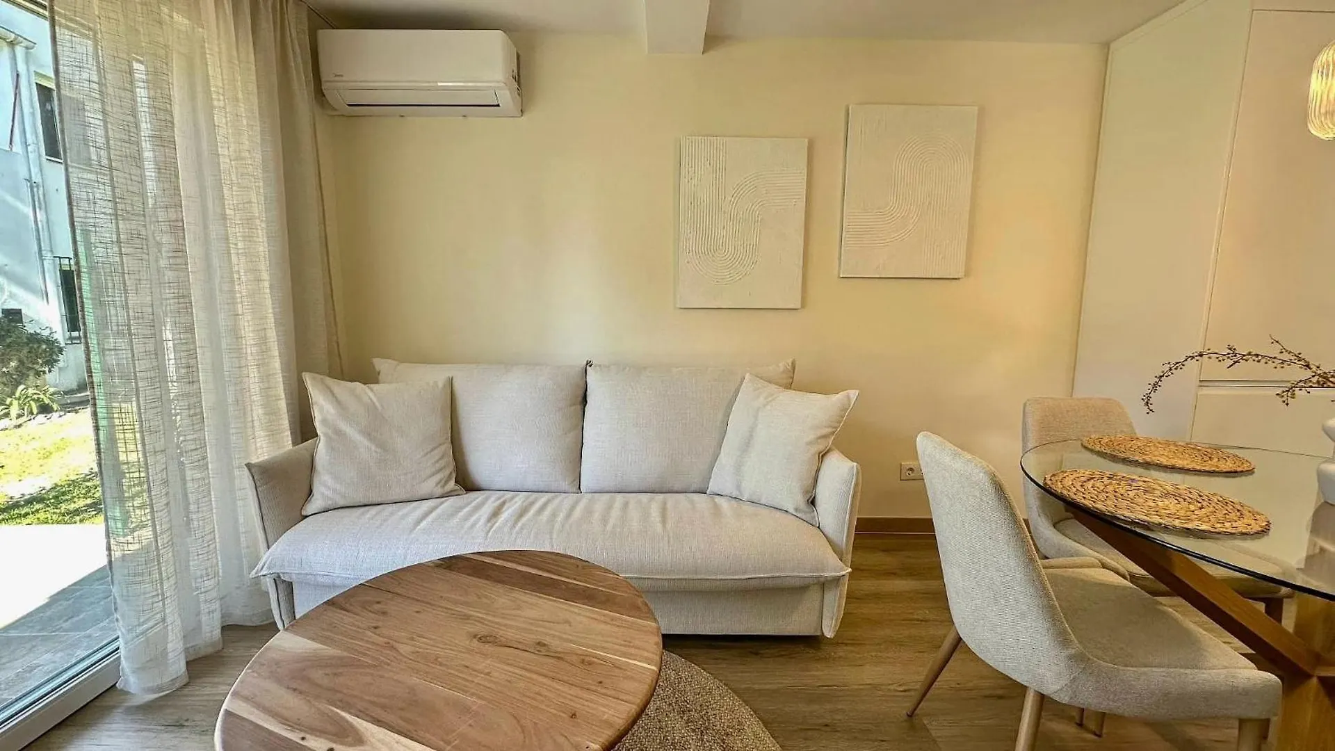 Waves & Pines Apartment El Paraiso, Benamara Estepona Spain