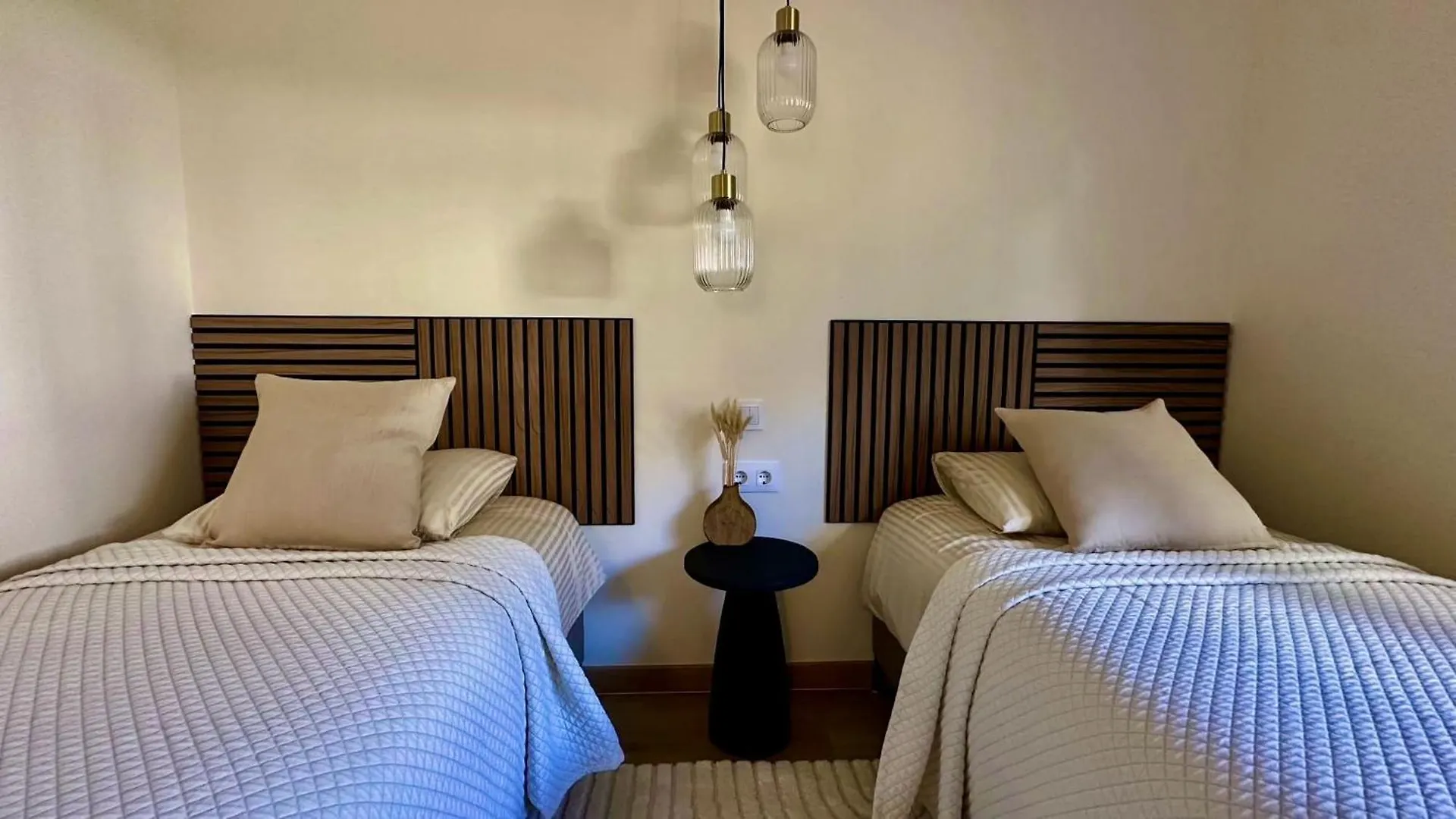 Waves & Pines Apartment El Paraiso, Benamara Estepona Spain