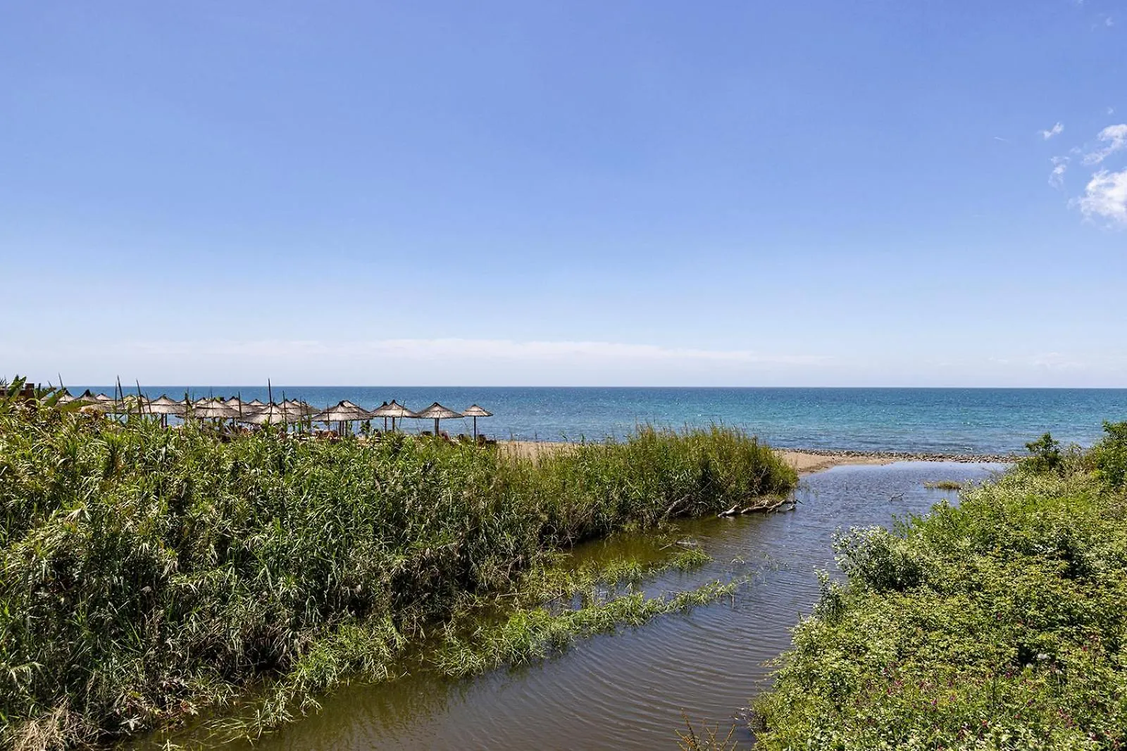 Waves & Pines Apartment El Paraiso, Benamara Estepona